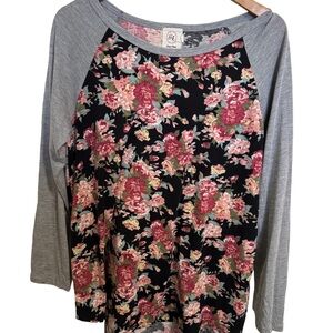 Floral Raglan Sleeve Top - Black with Pink Floral